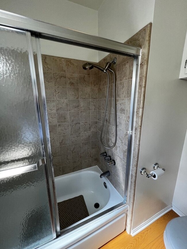 Building Photo - 1 Bedroom 1 Bath Duplex for Rent in Glendora