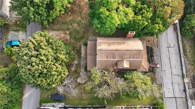 Building Photo - 311 Fairview Ave