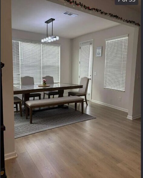 Building Photo - 209 Heartland Dr