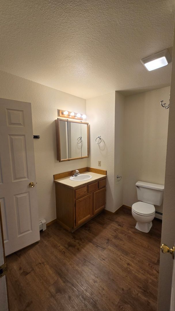 Building Photo - 205 S. Yellowstone, Unit B