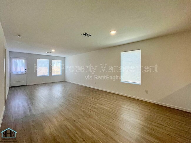 Building Photo - 12931 Kathleen St