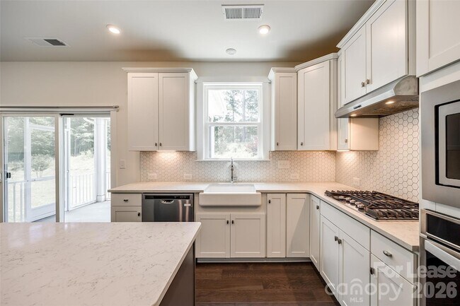 Building Photo - 1540 Striped Bass Ln