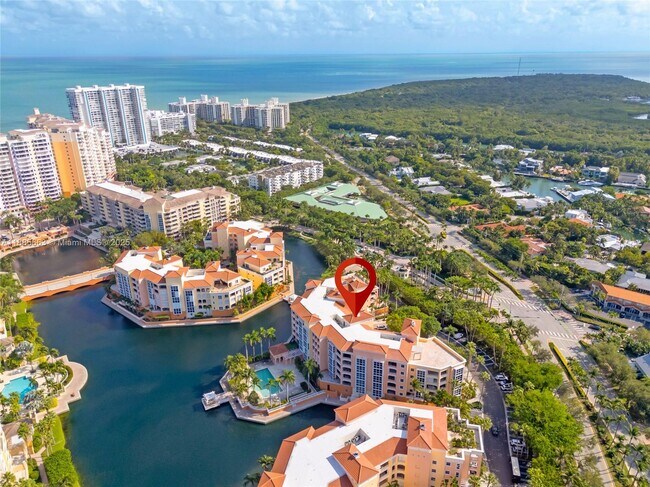 Building Photo - 737 Crandon Blvd