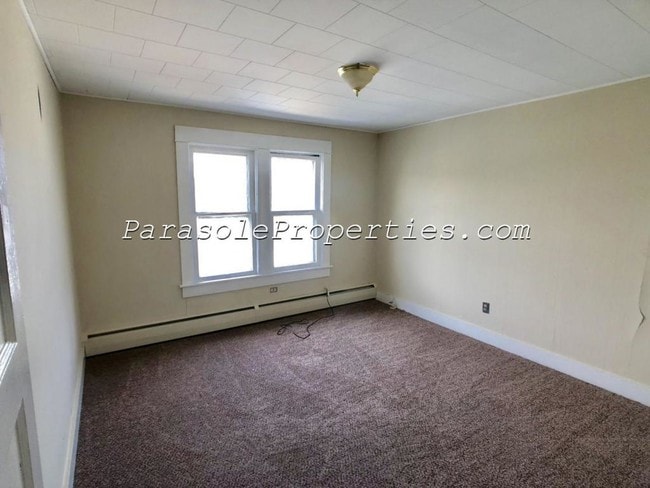 Building Photo - 49 James St