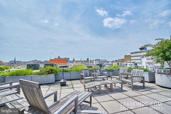 Building Photo - 1300 13th St NW