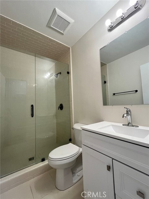 Building Photo - 18641 Oriente Dr