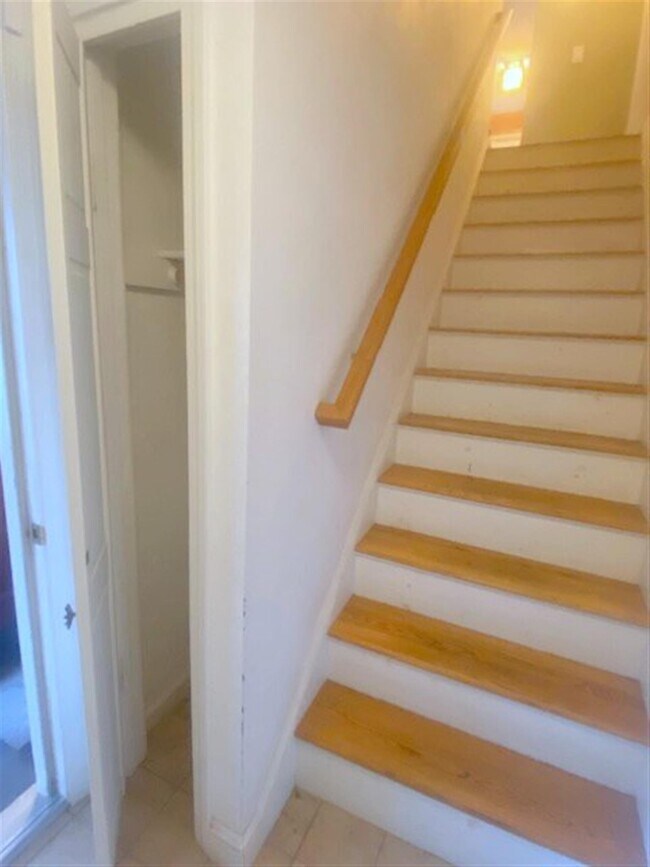 Building Photo - 96 North St