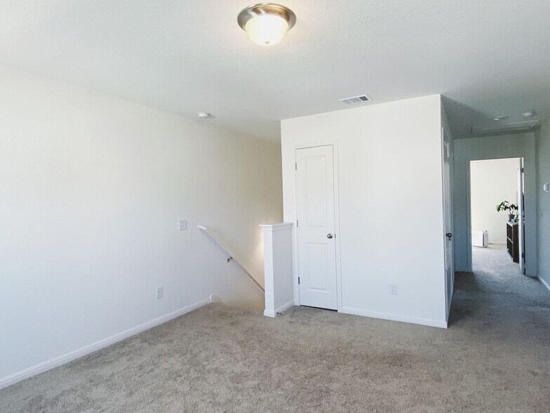 Building Photo - 19411 Cloudy Bay Dr