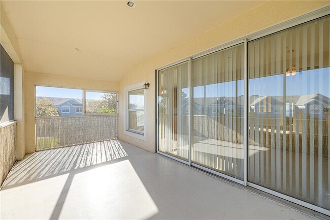 Building Photo - 4505 SW 52nd Cir