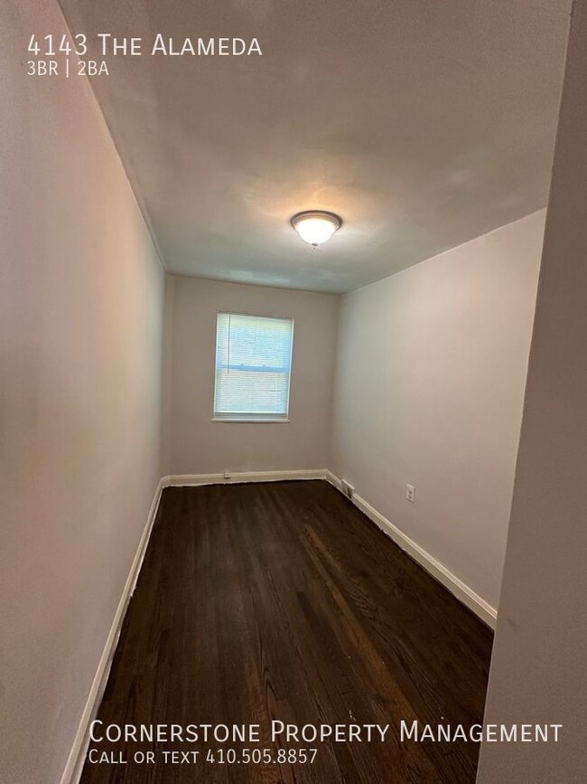 Building Photo - 3 Bed 1.5 Bath | $1500  | 4143 The Alameda...