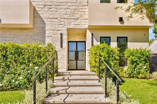 Building Photo - 5935 Yarmouth Ave