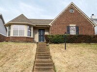 Building Photo - 3 bed, 2 bath in Cordova near Dexter and R...