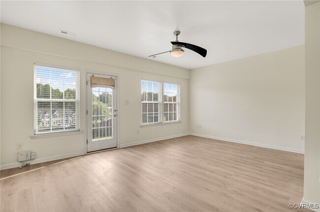 Building Photo - 3903 Beethoven Ct