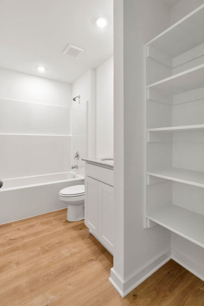 Building Photo - Brand-New 4 Bedroom Home in Prairie Grove!...