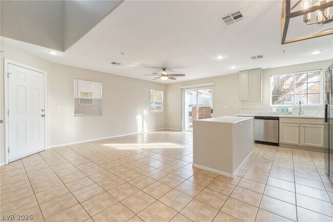 Building Photo - 3211 Sunrise Cove Ave