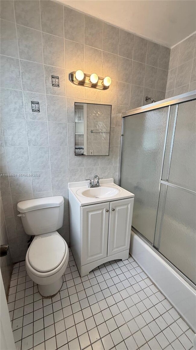 Building Photo - 330 74th St