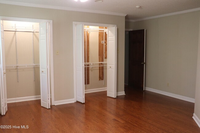 Building Photo - 207 Gemini Ct