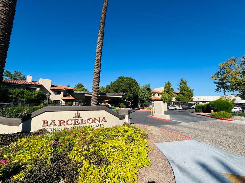 Building Photo - 7008 E Gold Dust Ave