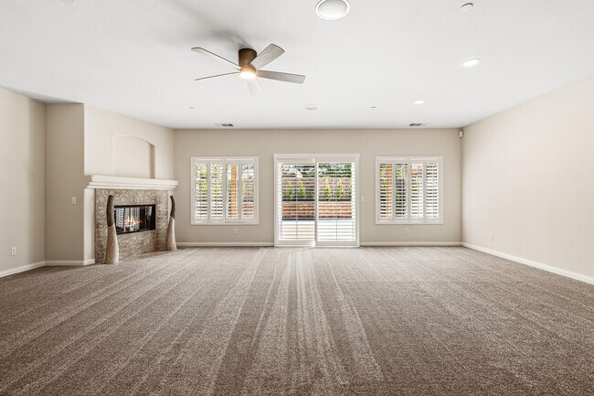 Building Photo - 1267 Oro Ridge
