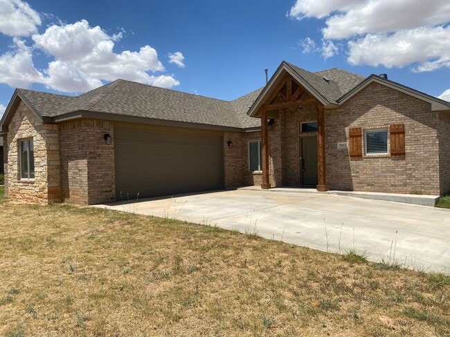 Primary Photo - 3 bed 2 bath in Frenship ISD