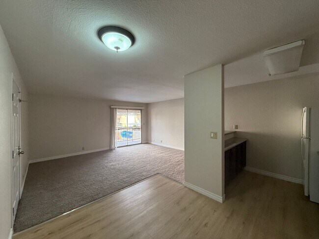 Building Photo - Upstairs unit at Bella Vita Guard-Gated Co...