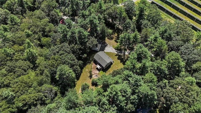 Building Photo - 125 Lewis Farm Rd