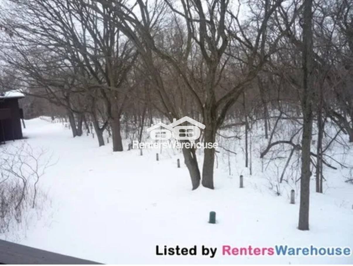 Building Photo - 1514 N Timber Ridge