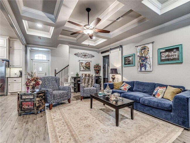 Building Photo - Beautiful home in Kelly Lake Estates + 4 bedrooms + 3 full bathrooms