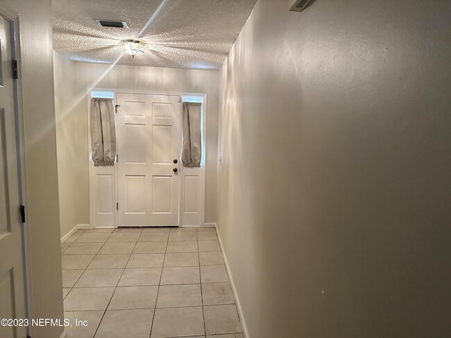 Building Photo - 4345 Gran Meadows Ln S