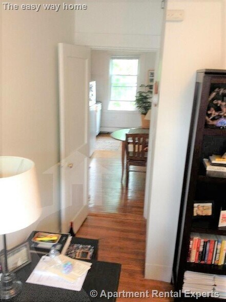 Building Photo - 148 5th St