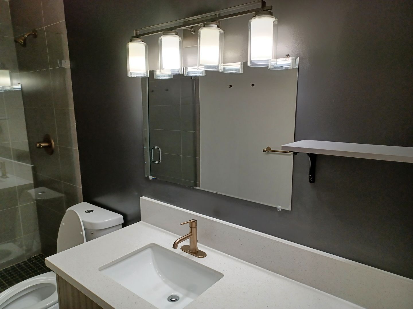 Building Photo - 7347 Haskell Ave