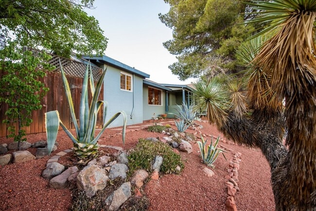 Building Photo - Stunning Turn of the 20th Century Home in ...