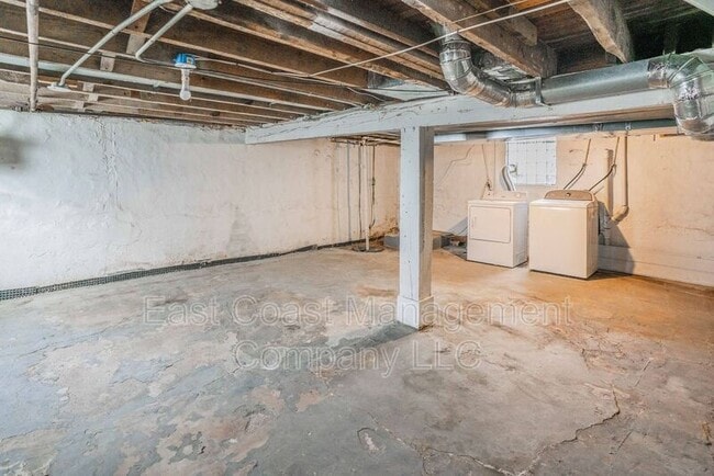 Building Photo - 4809 Arabia Ave