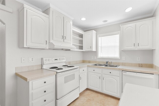 Building Photo - 21430 Cherry Canyon Ln