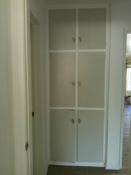 Linen Closet - 311 N Westlake Ave