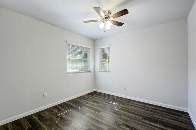 Building Photo - 12704 Margit Dr