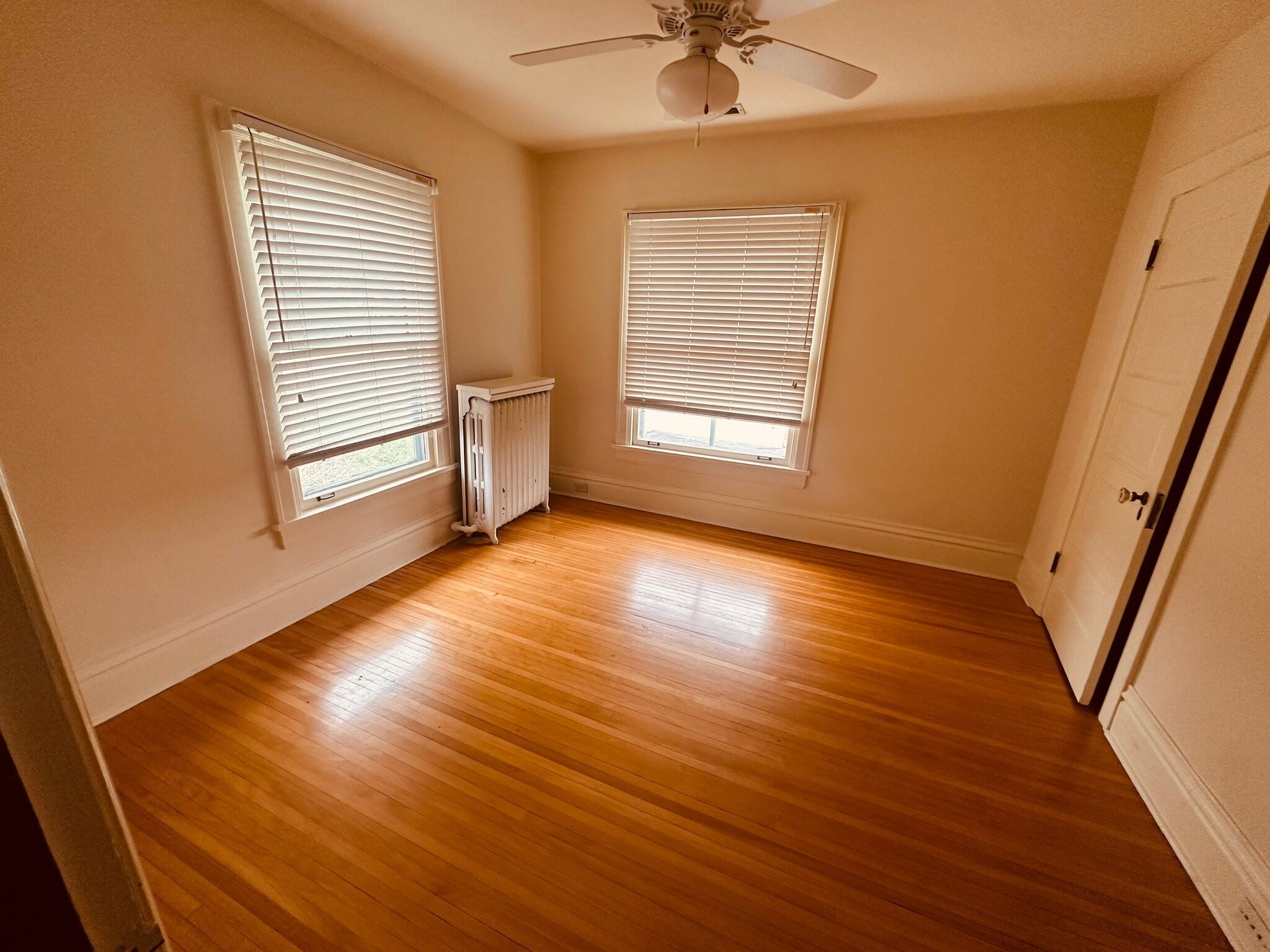 Building Photo - 113 N Batavia Ave