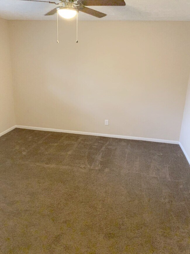 Building Photo - 2334 Marble Falls Dr