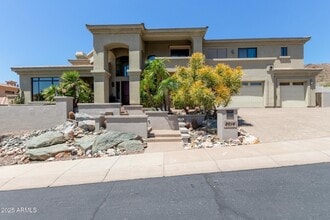 Building Photo - 8614 N 17th Pl