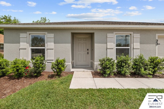 Building Photo - 23 Rocking Horse Dr