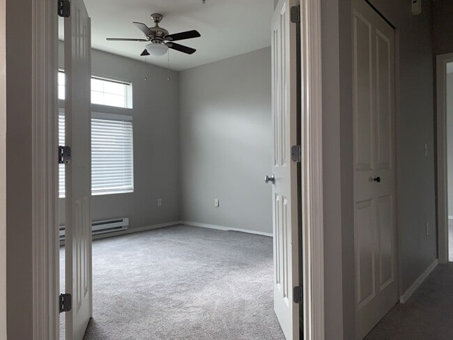 Building Photo - Charming 2Bed, 2Bath Condo in Auburn WA