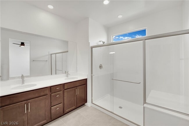 Building Photo - 1515 Pacific Baza St