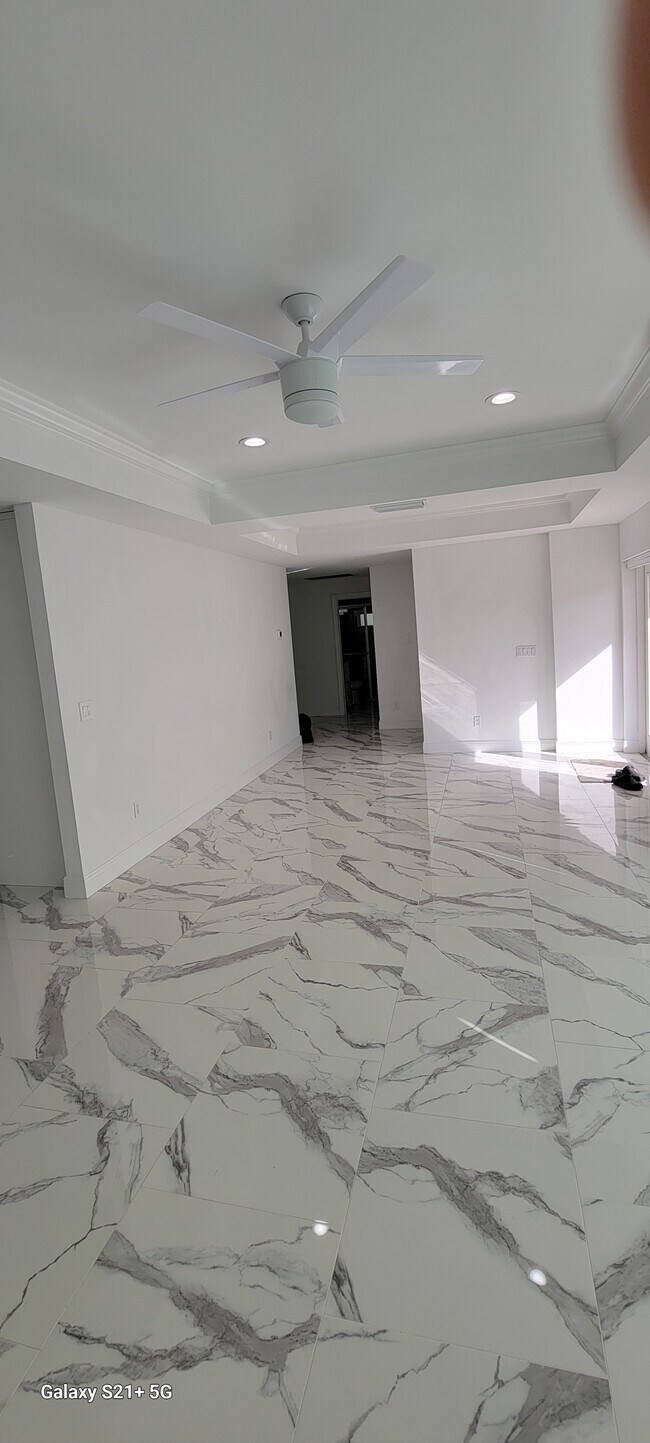 Building Photo - 5200 West Blvd