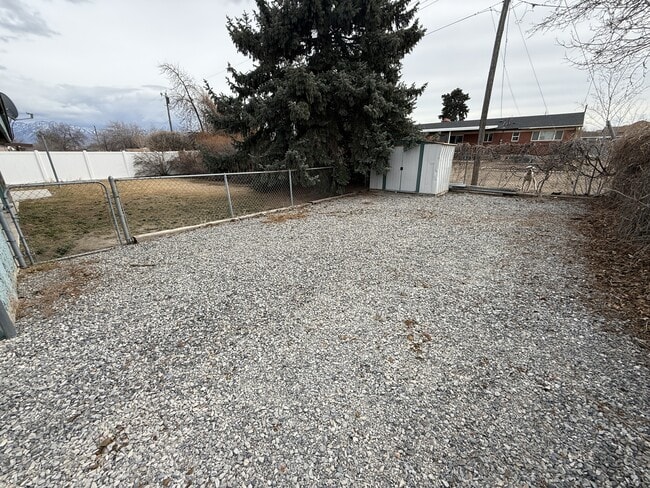 Building Photo - 4299 W Deno Dr