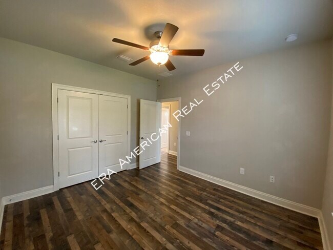Building Photo - 8435 Nevada St