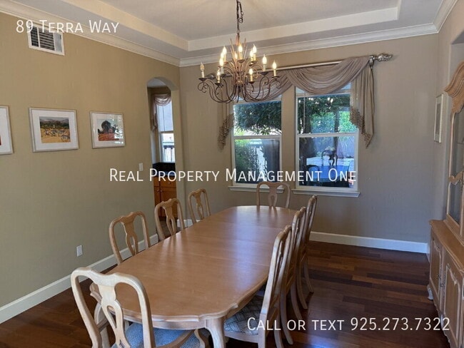 Building Photo - 89 Terra Way