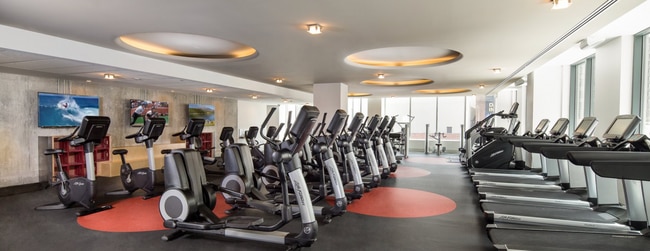 Building Photo - 696 Washington St