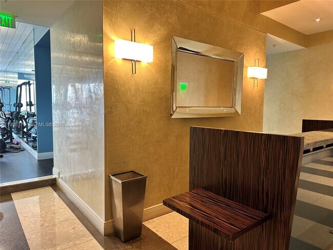 Building Photo - 185 SW 7th St