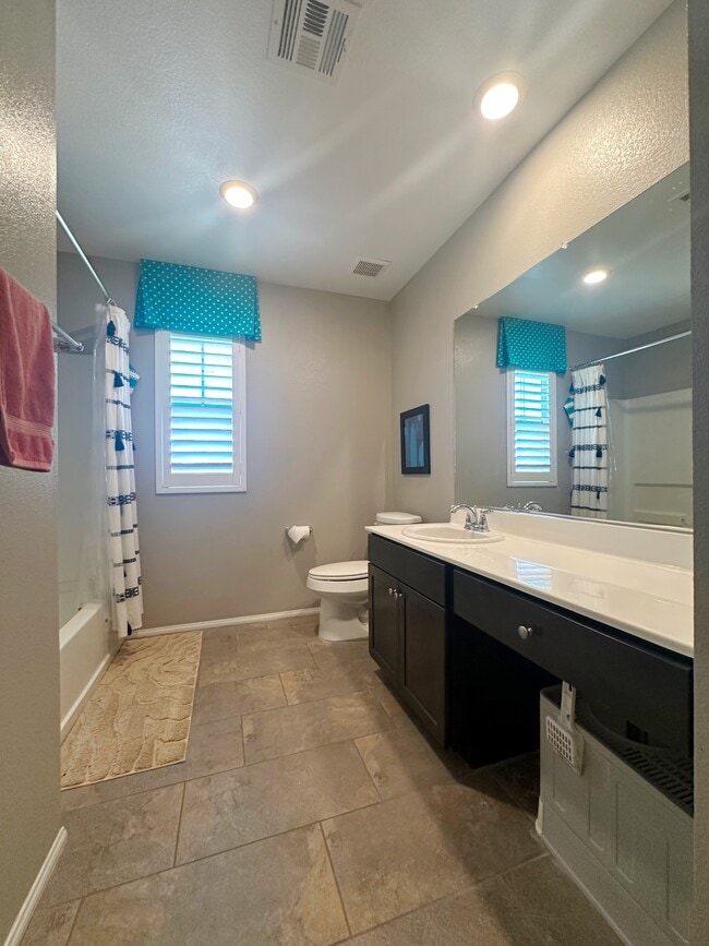 Building Photo - 10997 Prudhoe Bay St