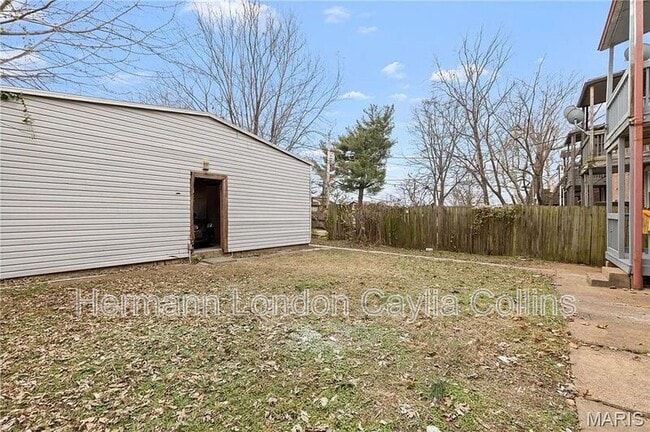 Building Photo - 4234 Dewey Ave